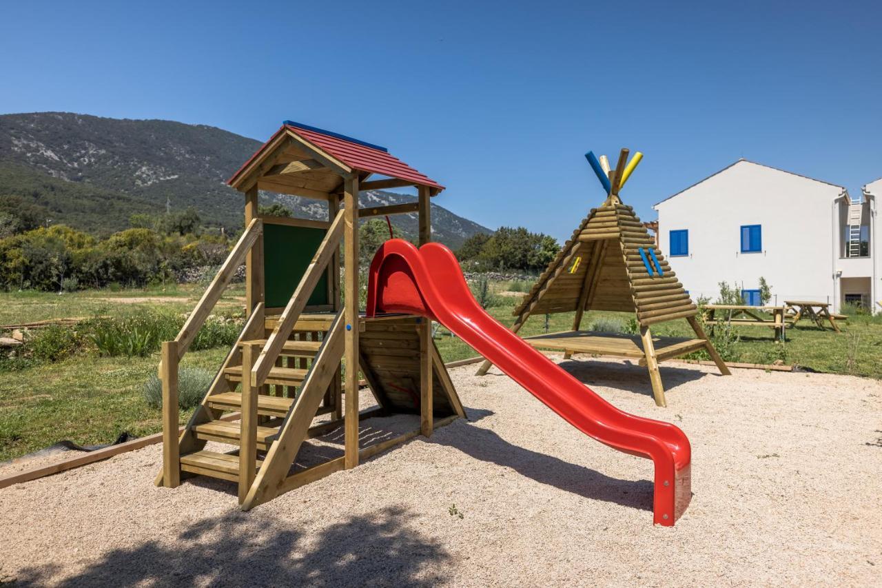 נזרין Hotel Manora מראה חיצוני תמונה