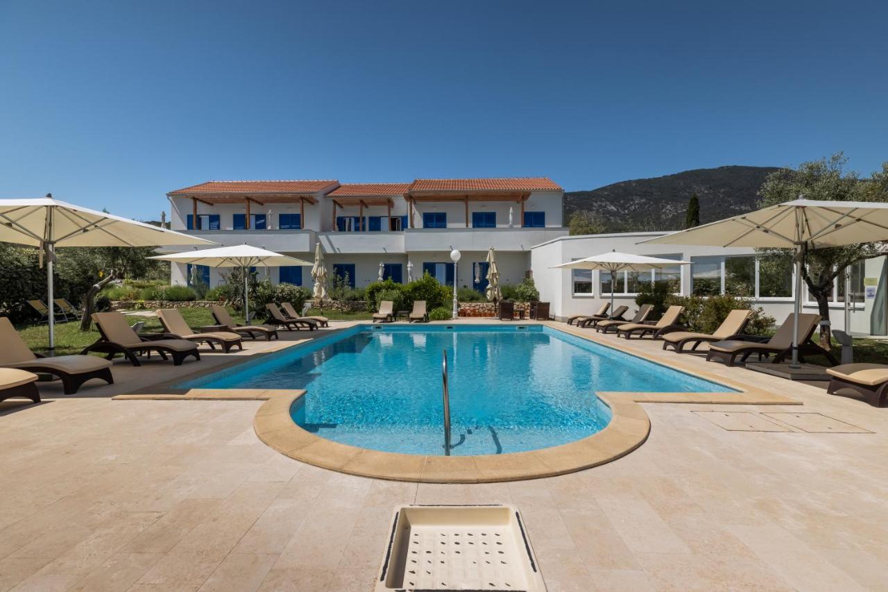 נזרין Hotel Manora מראה חיצוני תמונה